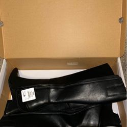 New Women’s Boots Size 8.5 M