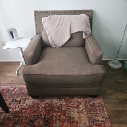 (2) Large Accent Chair, Brown