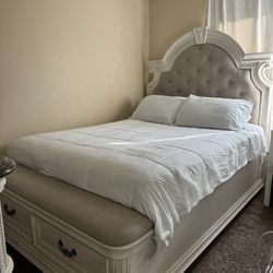 Queen bedroom Set 