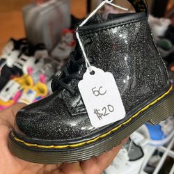 Toddler sneakers Jordan Nike Dr Martens Adidas New Balance 