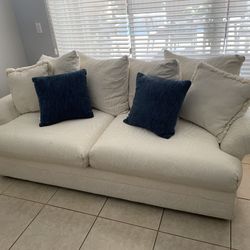 Sofa and Chaise lounge set