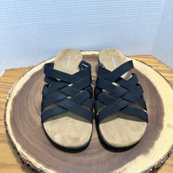 St. John's Bay Sz 9 W Black Slide Synthetic Women Sandals