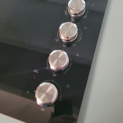 KitchenAide Electric Stovetop W/center Exhaust