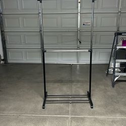 Hanging Clothe