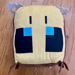 Minecraft Cuutopia Bee Plush, 10-inch Soft Rounded Pillow Doll, Video Game-Inspired Collectible Toy Gift