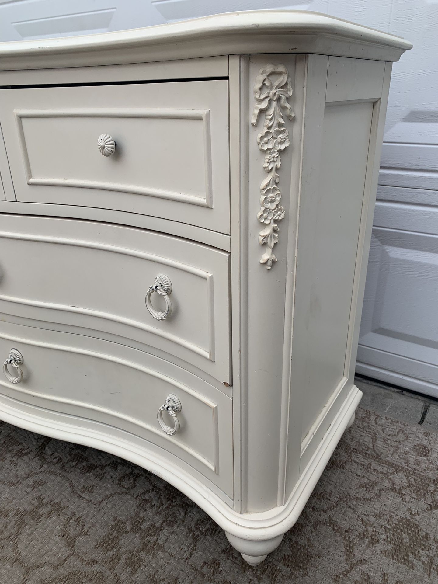 Dresser With Matching Nightstand for Sale in Long Beach, CA OfferUp