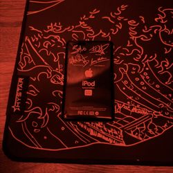 Apple iPod Classic 7th Generation (custom)