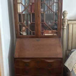 Antique Full Desk/ 3 Drawers