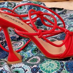 Tie Up Heels 