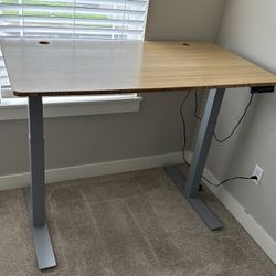 SmartDesk Core Variable Standing Desk With Bamboo Top