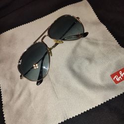 Ray-Ban Sunglasses (Real)