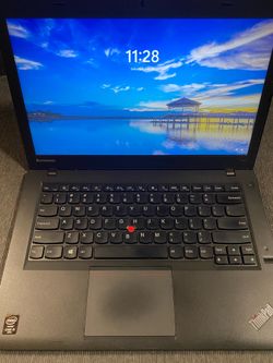 Lenovo 15.6” Laptop w/charger-in excellent shape, clean, has two internal healthy batteries Win 11