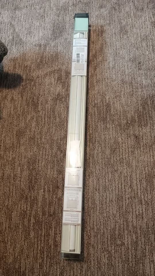 Cordless Blackout Roller Shade – Sunoff 37"x72" – NEW – $20