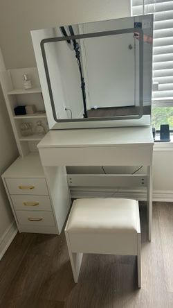 dressing table