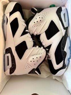 Air Jordan 6 Retro Black & White