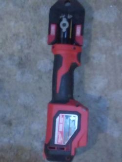 Milwaukee  M18  Short Throw Press Tool