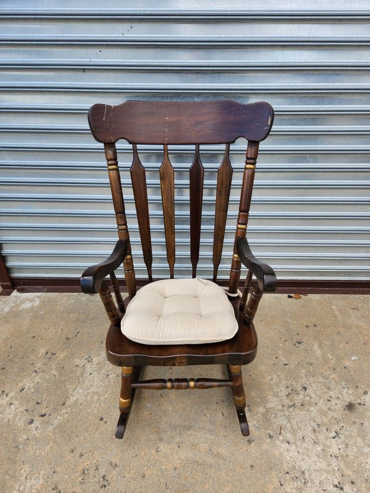 Solid Wood Rocking Chair