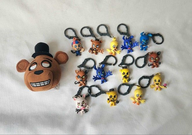 FUNKO 14 piece lot Mystery backpack hangers FNAF Five Nights At Freddys Figures toys in good to excellent pre-owned condition with some wear and marks