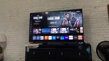 75in HD 4k. Vizio