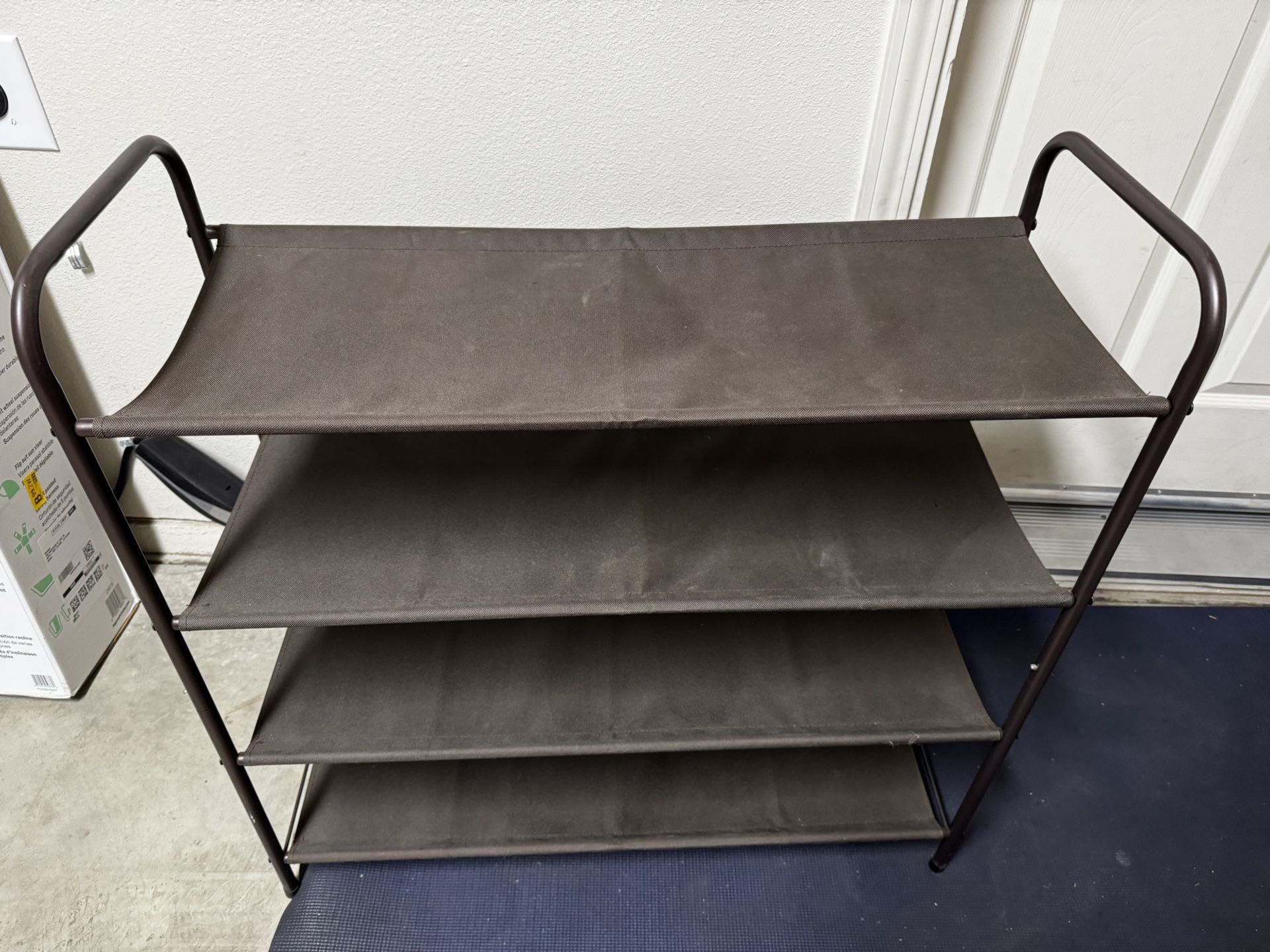 shoes rack