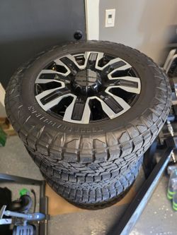 2026 GMC Sierra 2500HD Denali OEM 20” Wheels & Nitto Tires