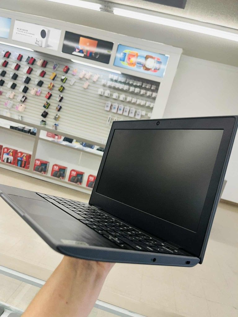 Lenovo Chromebook 4Ram 32GB