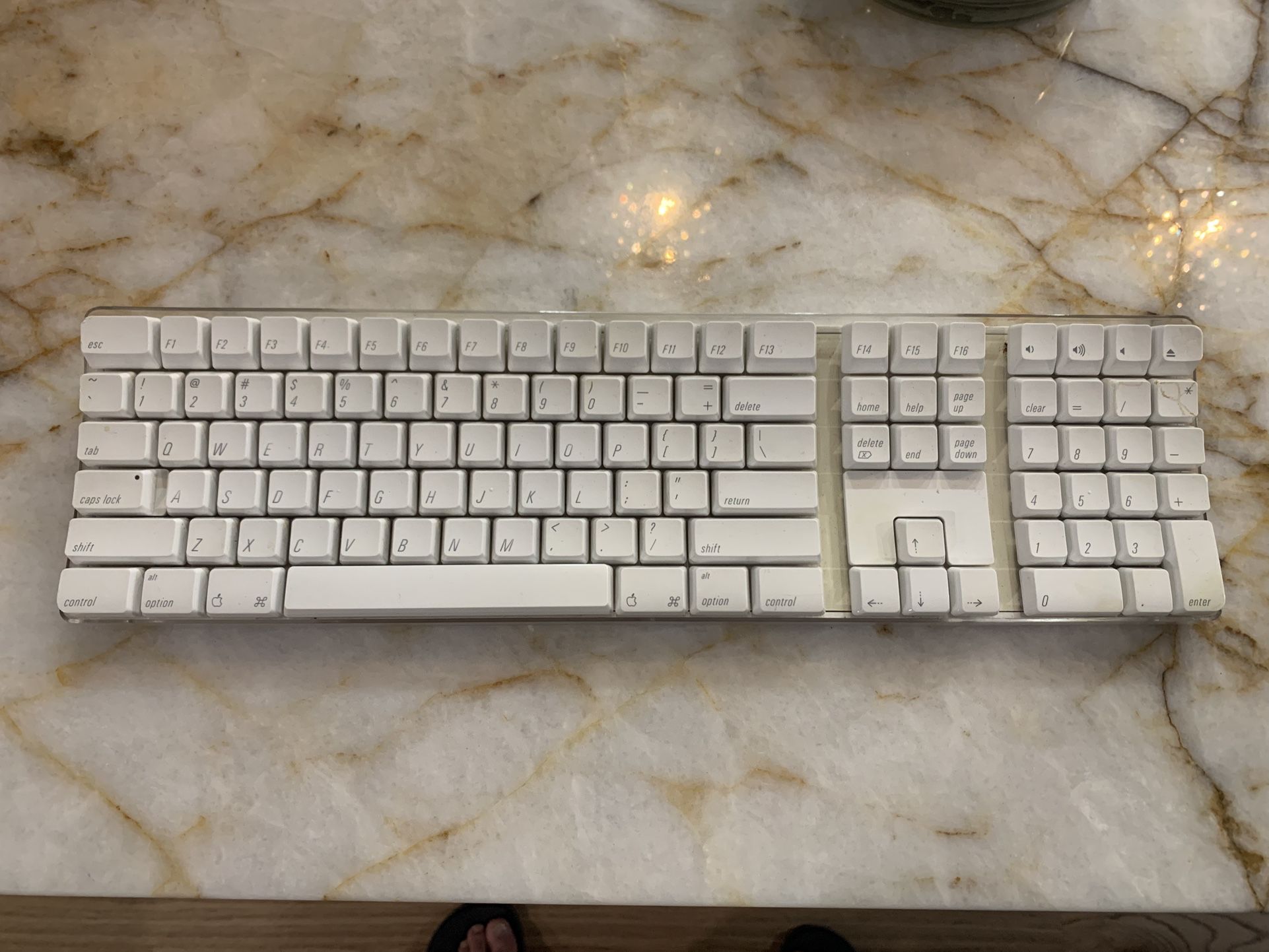 Genuine Apple Wireless Bluetooth Keyboard A1016