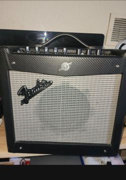 Fender Mustang Guitar Amplifier 70W
