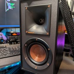 Klipsch R-41M Excellent Condition - $100