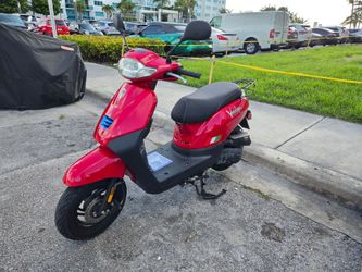 Moped, Italian Brand "Vendetta" 50 cc like NEW!!!