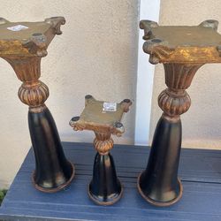 Bases para velas y un florero