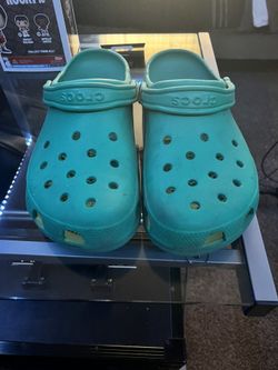 Crocs 