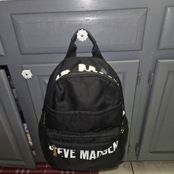CUTE STEVE MADDEN BACKPACK