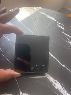 Samsung Galaxy ZFlip 7 512GB