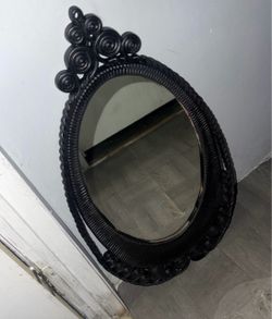 Black Ornate Oval Wall Mirror