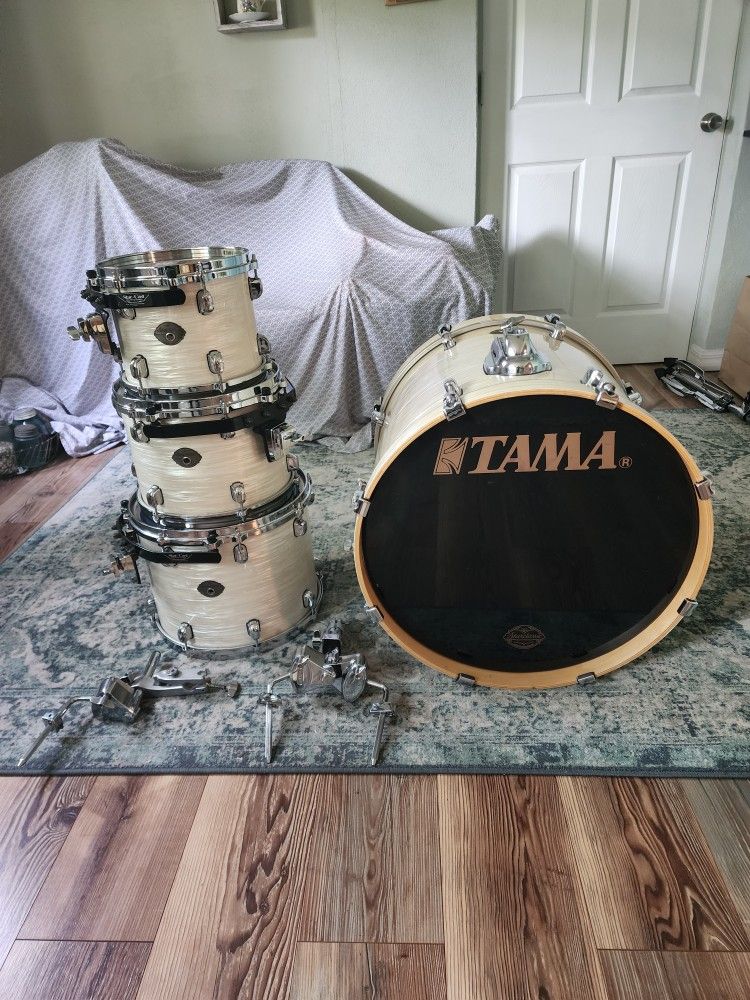 Tama Starclassic Performer White Silk all Birch made in Japan 4 piece Drum Set
