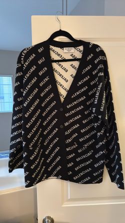 Balenciaga All-Over Logo Cardigan Sweater – Black & White – Authentic ( Brand New with Tag Still )