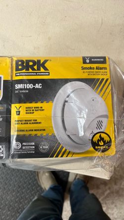 First Alert BRK smoke alarms 6 pack