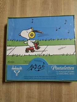 Sealed 1960s Peanuts Snoopy Postalettes Stationary