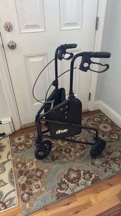 3 Wheel Walker with hand breaks
