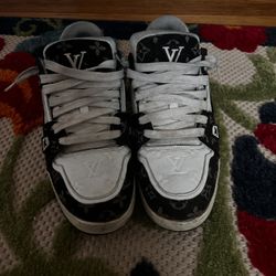 Lv Trainers 