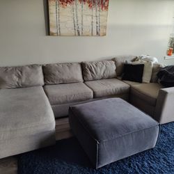 Sectional Couch Oatmeal/Taupe Color