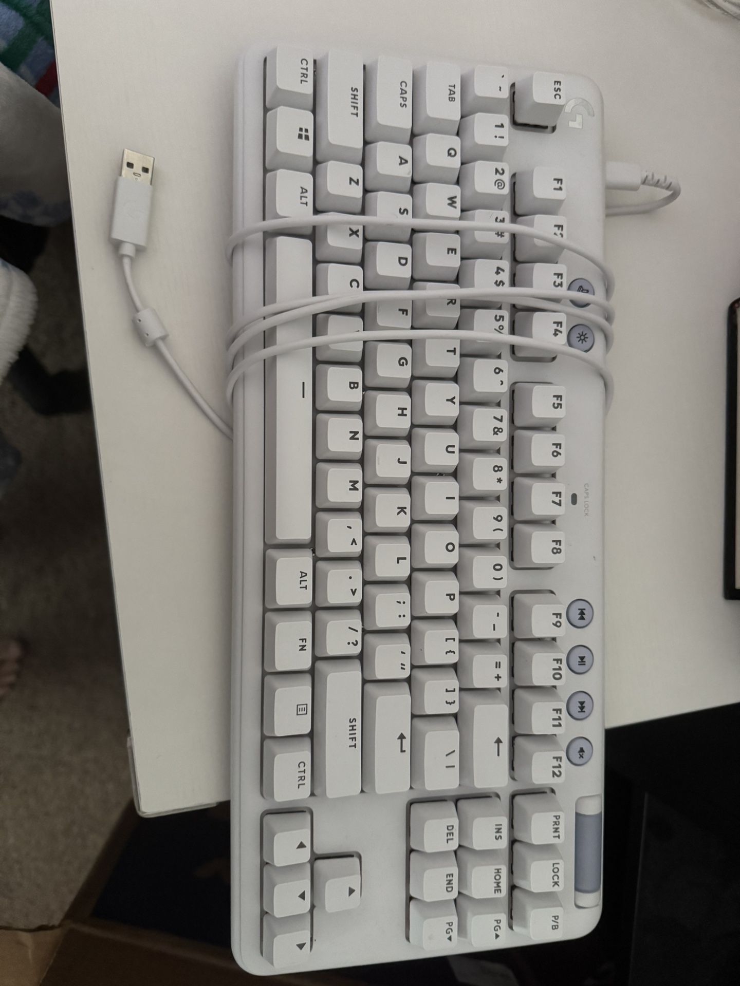 White Logitech Keyboard 6715