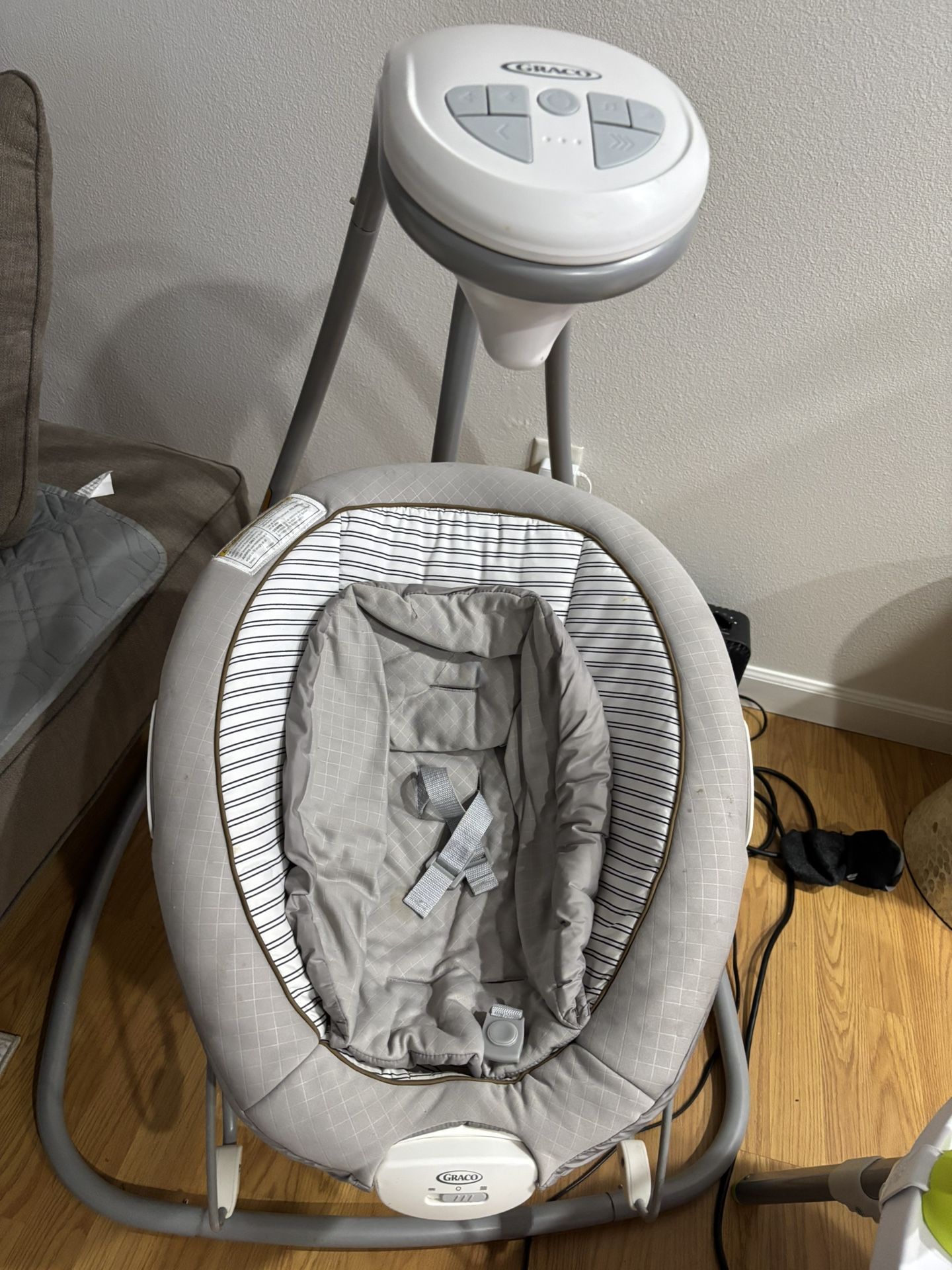 graco baby swing