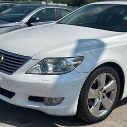 2011 Lexus LS 460L 