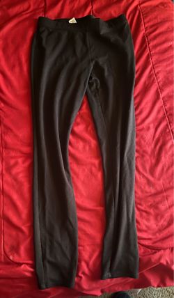 Black leggings