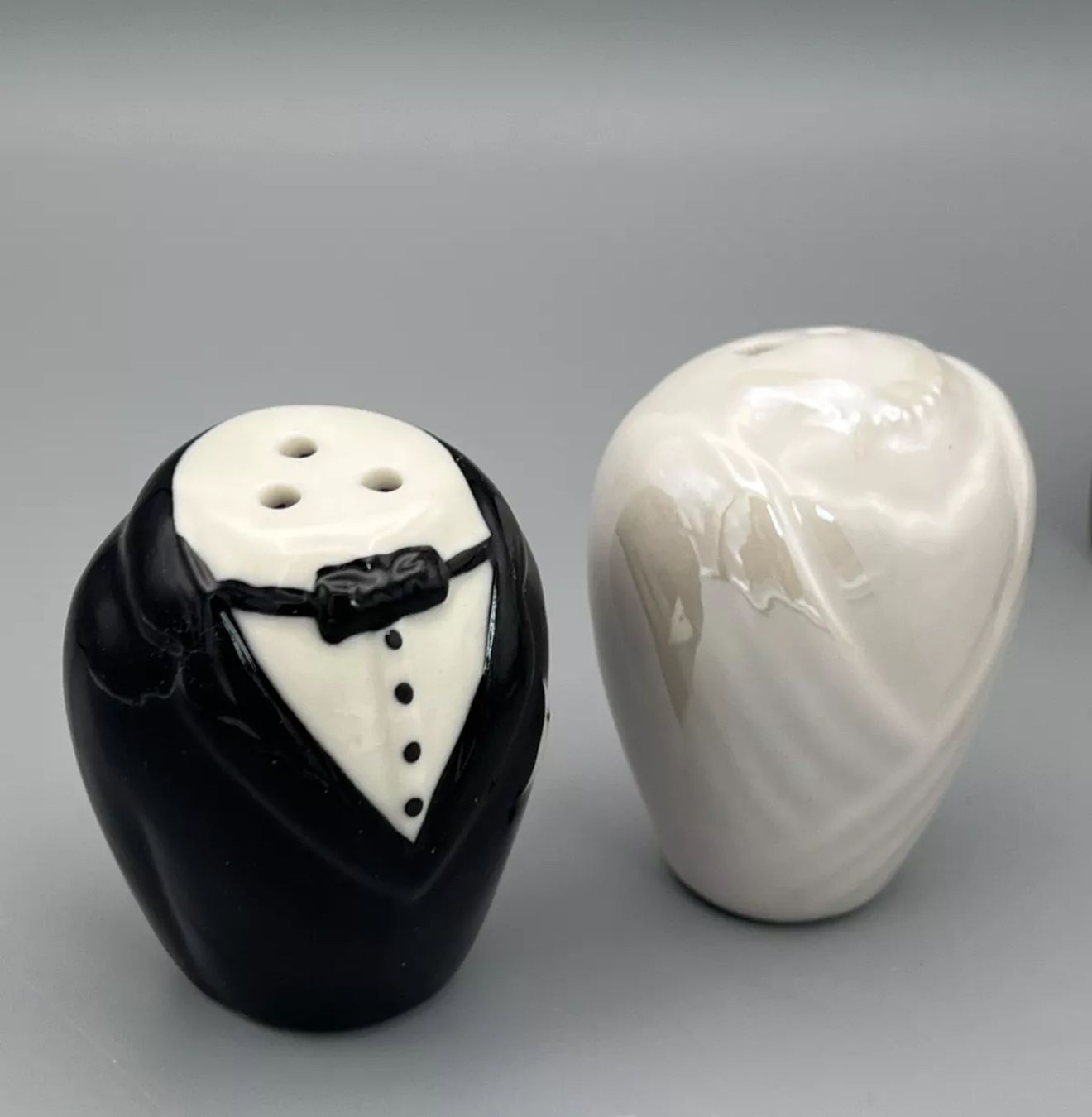Bride & Groom Salt & Pepper Shaker Set Ceramic Tuxedo & Dress New In Box
