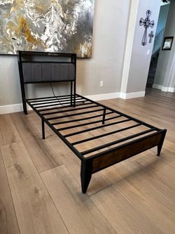 Metal & Wood Framed Twin XL Gray Upholstered Platform Bed w/ Storage Headboard