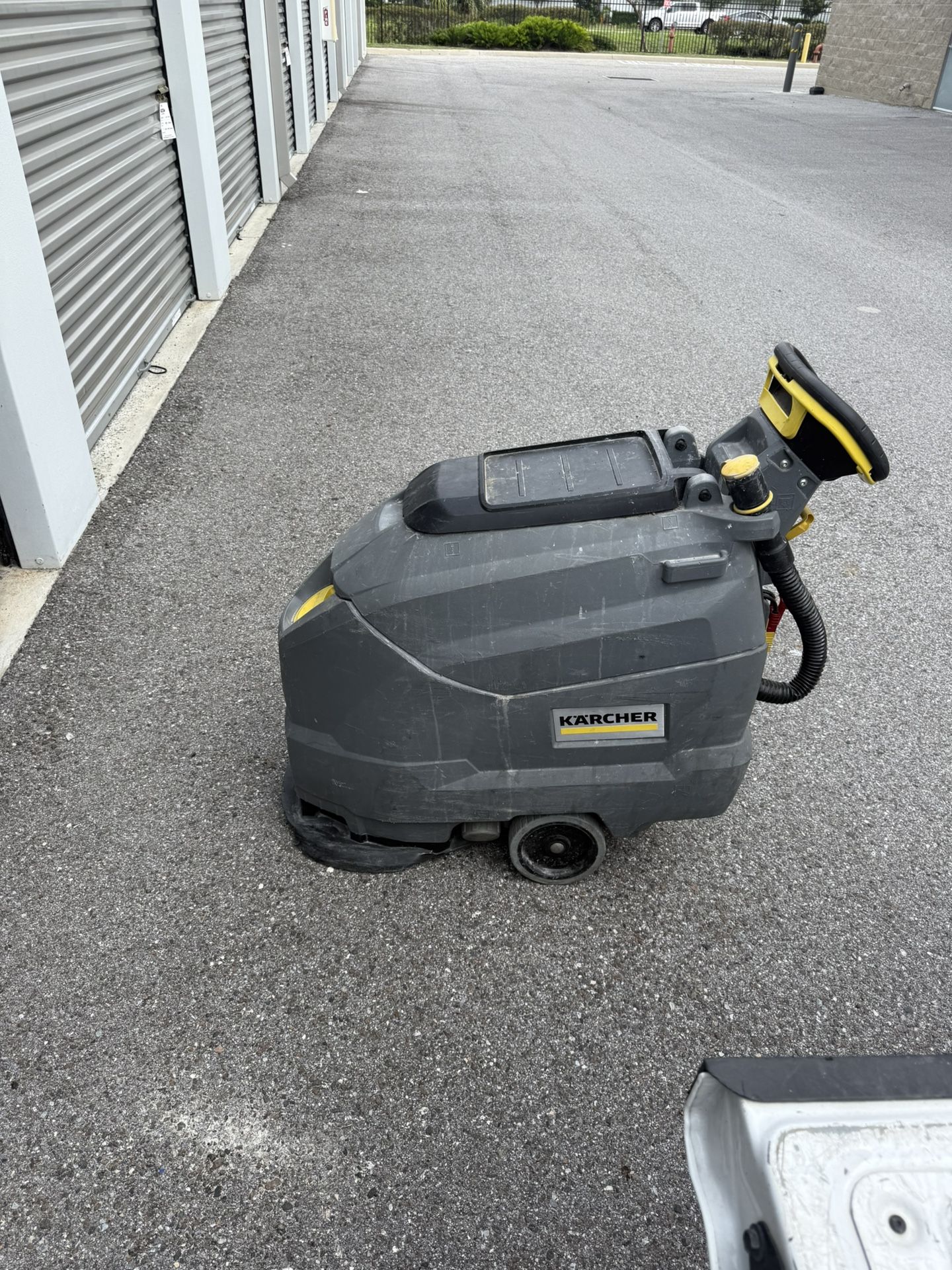 Karcher 50/50 Battery Operated Floor Scrubber