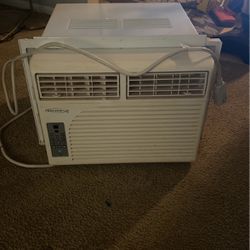 Air Conditioner/AC